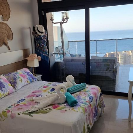 Sunset Waves Benidorm Julieta Vistas Al Mar Premium 200 Mt2 Con Jacuzzi En Terraza Exterior foto