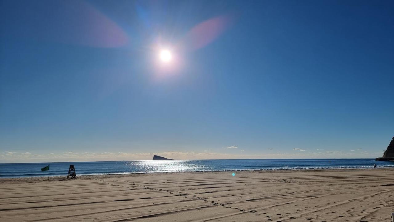 Sunset Waves Benidorm Julieta Vistas Al Mar Premium 200 Mt2 Con Jacuzzi En Terraza Exterior foto
