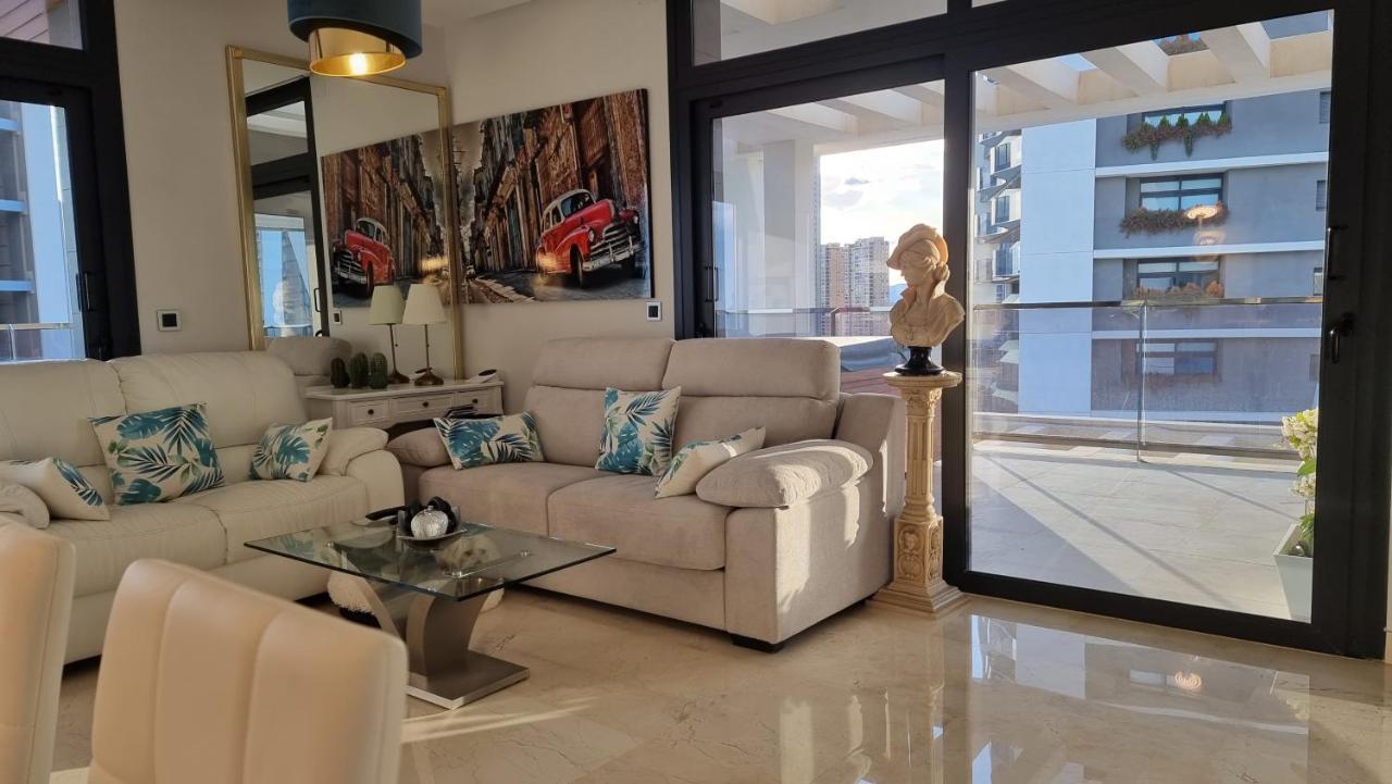 Sunset Waves Benidorm Julieta Vistas Al Mar Premium 200 Mt2 Con Jacuzzi En Terraza Exterior foto