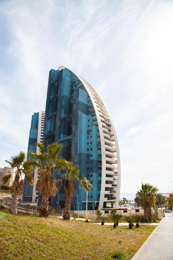 Sunset Waves Benidorm Julieta Vistas Al Mar Premium 200 Mt2 Con Jacuzzi En Terraza Exterior foto