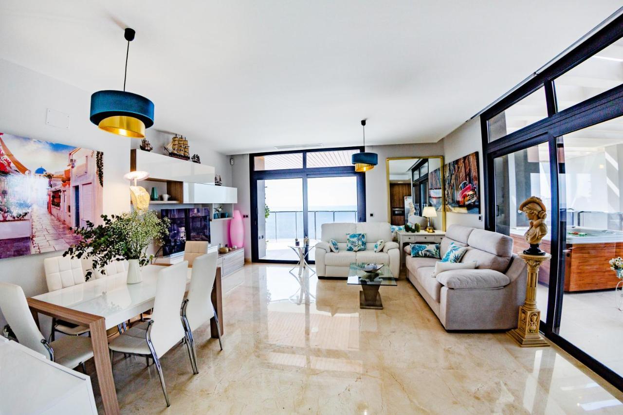 Sunset Waves Benidorm Julieta Vistas Al Mar Premium 200 Mt2 Con Jacuzzi En Terraza Exterior foto